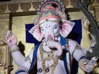Dakshin Mumbaicha Samrat